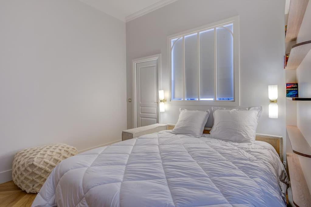 Appartement Luxurious - Champs Elysees - With Ac Paris
